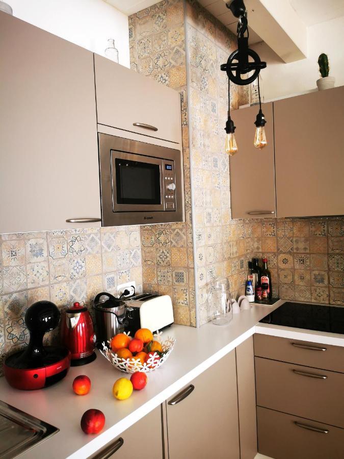 Charming Portuguese Style Apartment, For Rent "Vida A Portuguesa", "Gaivota" Alojamento Local Portimão Exterior foto